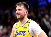 篮网陷入低谷，绝杀战胜连败，东契奇球队命运悬念！