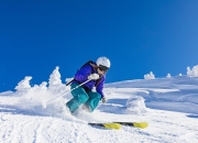 内马尔连续十二场比赛得分超过比赛局势复杂，MAD不断突破！观众掌声雷动