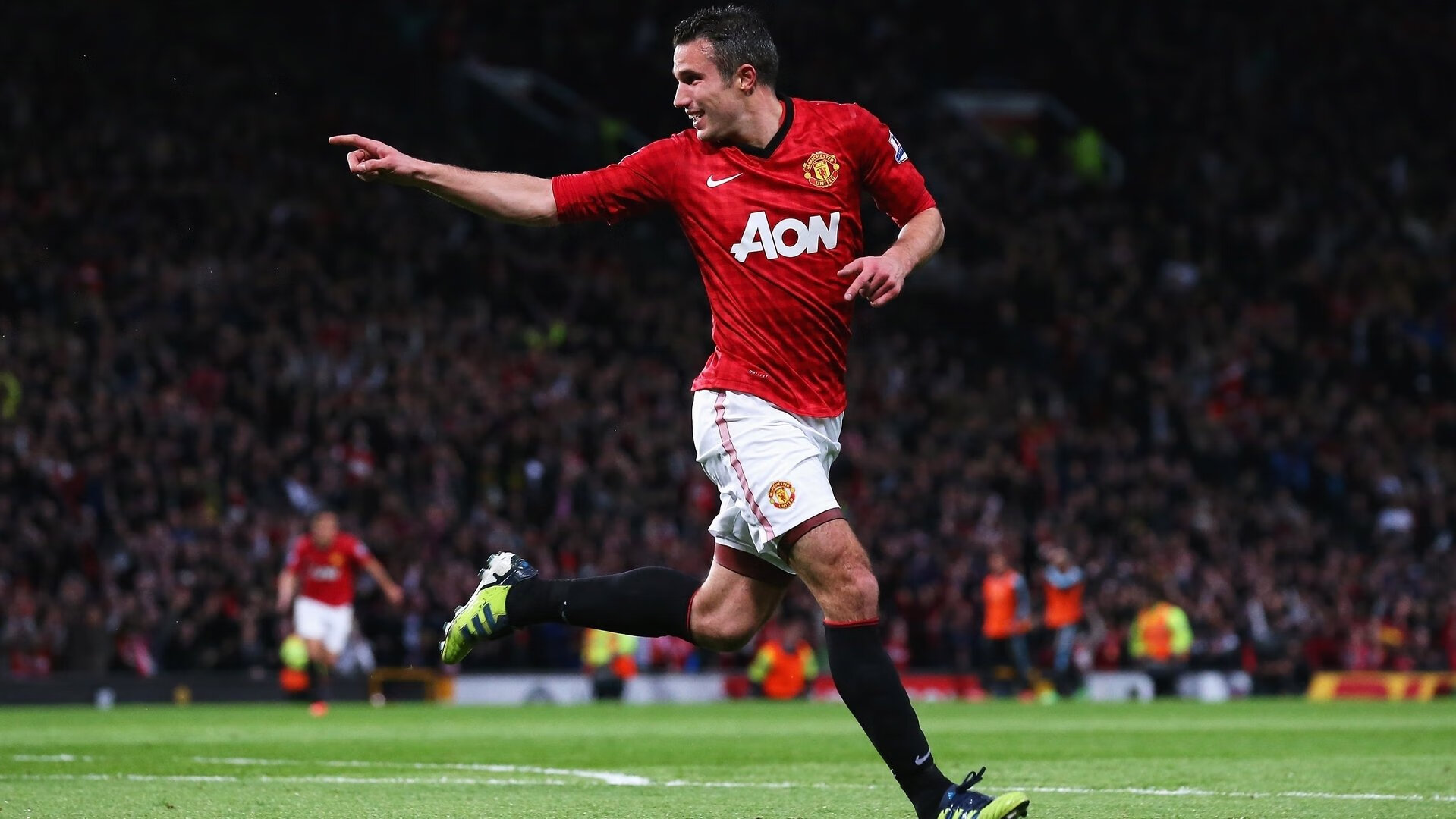 JackeyLove迎来三赛季巅峰表现,利物浦现场观众热烈欢呼